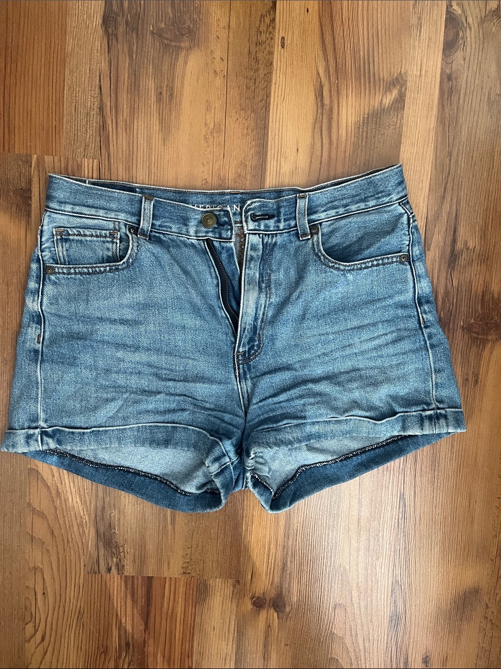 American Eagle high waisted Women's Blue Denim Shorts
